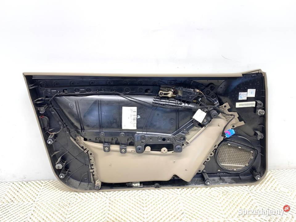 BOCZEK DRZWI PRAWY PRZÓD AUDI A5 8T 8T1867106