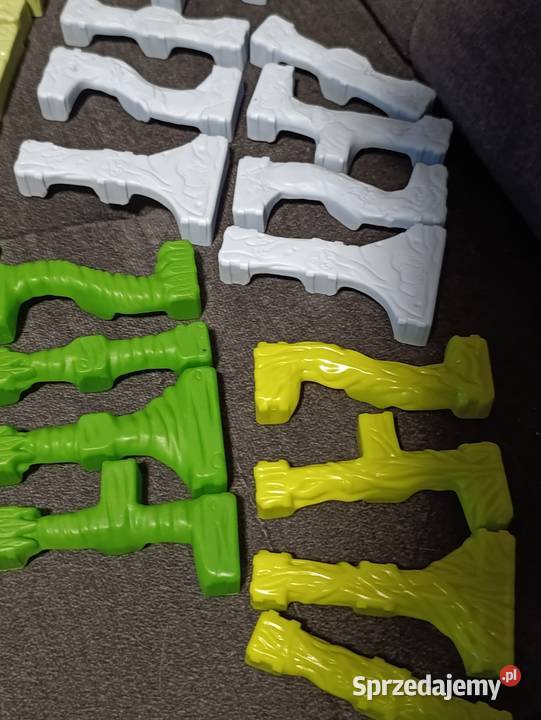 Kolekcja zabawek McDonalds 5x CROODS Tower Poznań sprzedam