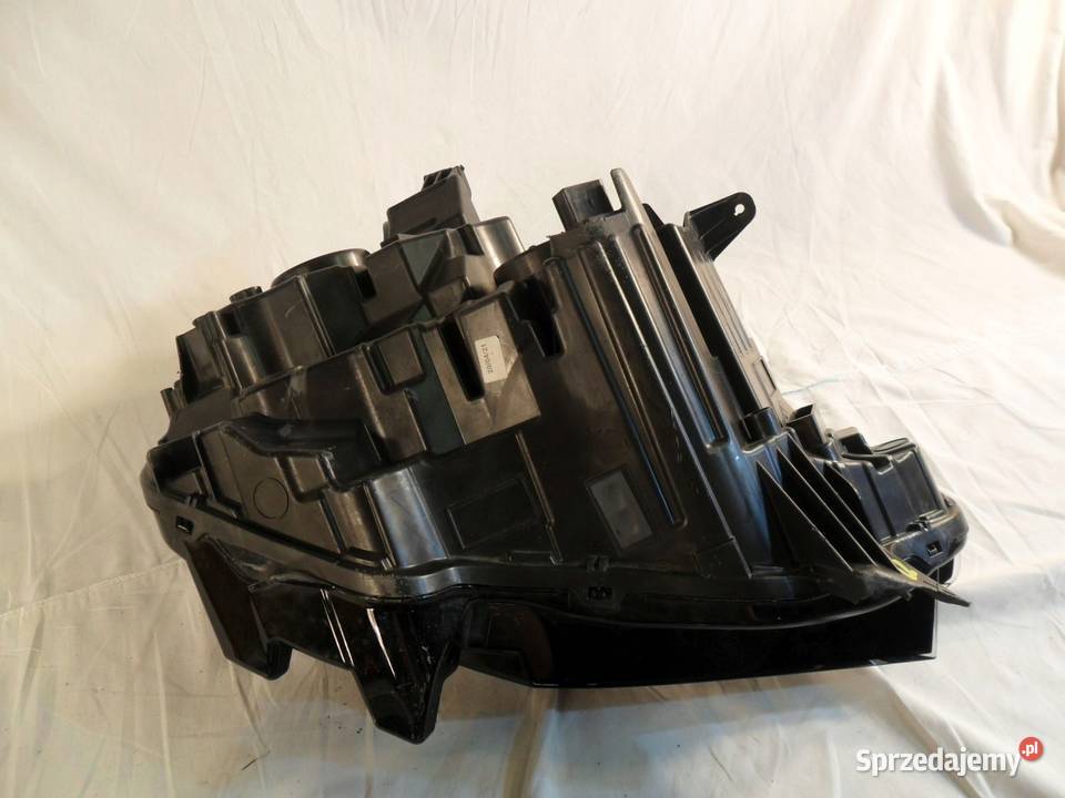 Citroen C4 III reflektor lewy przedni lampa lewa osobowe Nowy Tomyśl