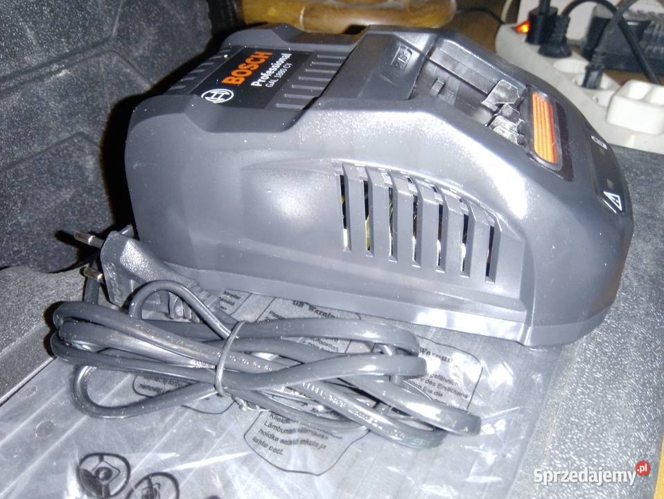 Ładowarka akumulatorów liion Bosch 18V granatowy mazowieckie Mińsk Mazowiecki
