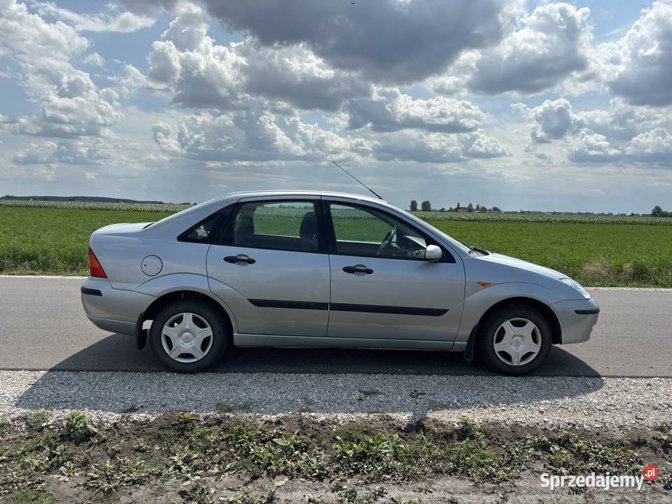 Ford Focus 16 Benzyna Klimatyzacja Długie Opłaty