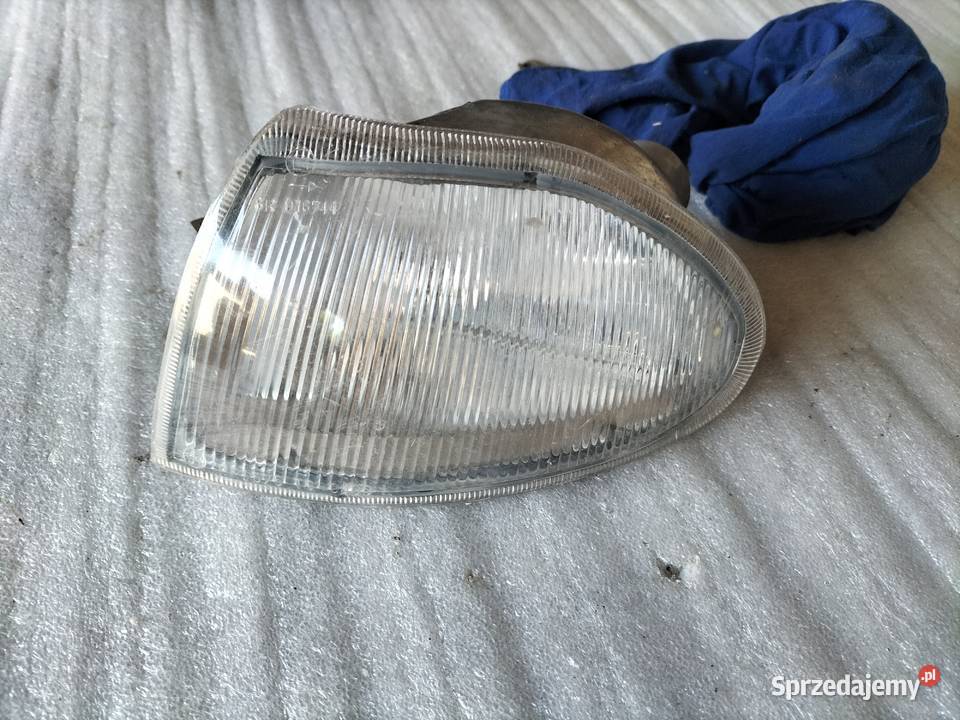 OPEL ASTRA F KIERUNKOWSKAZ LEWY Kamień-Kolonia