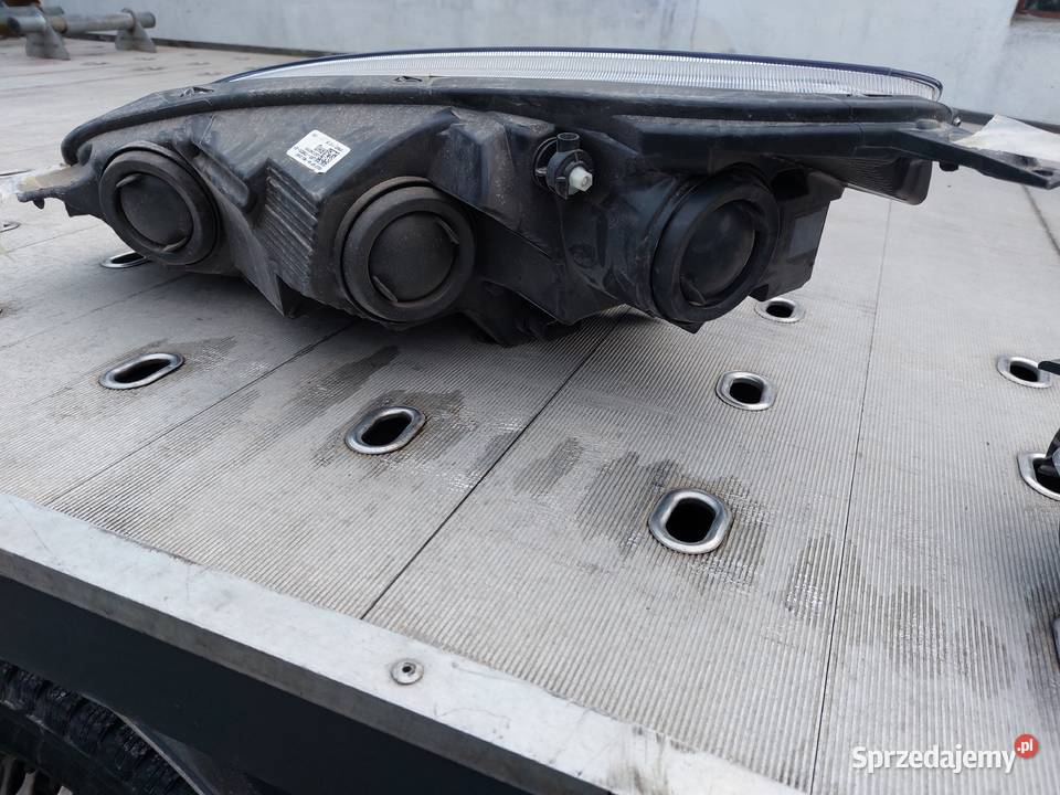 Ford Escape Kuga lampy przod Rok produkcji 2022 Wieliczka