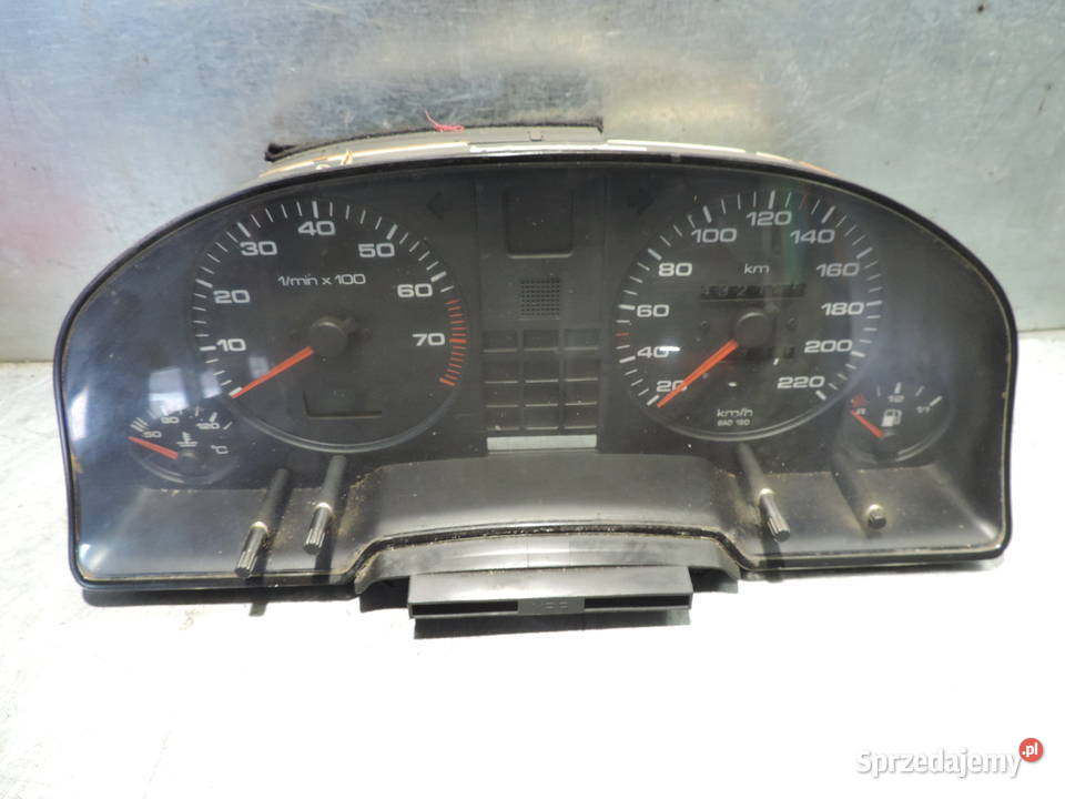AUDI 80 B3 B4 LICZNIK ZEGARY 8A0919033H Rok produkcji 1996 Nowy Sącz sprzedam