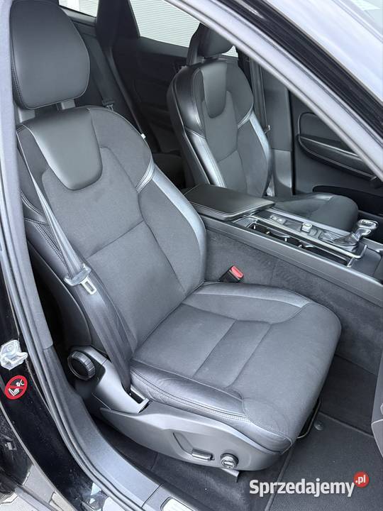 Volvo XC60 D4 AWD Momentum Kamera ACC LED 19 ASR (kontrola trakcji) Brwinów