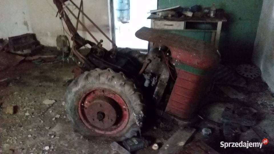 Sprzedam traktor ogrodniczy Dzik 2 Cieszyn sprzedam