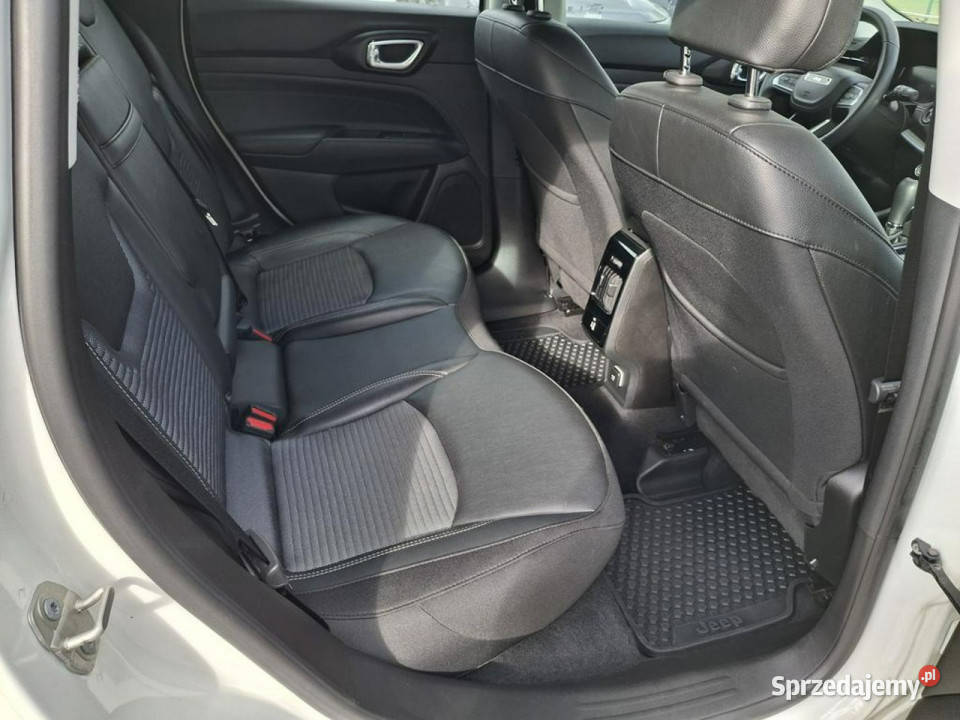 Jeep Compass II 2016 1469cm3 sprzedam