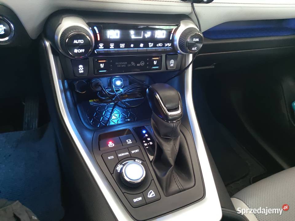 RAV4 EXECUTIVE 4X4 POLSKA Kielce