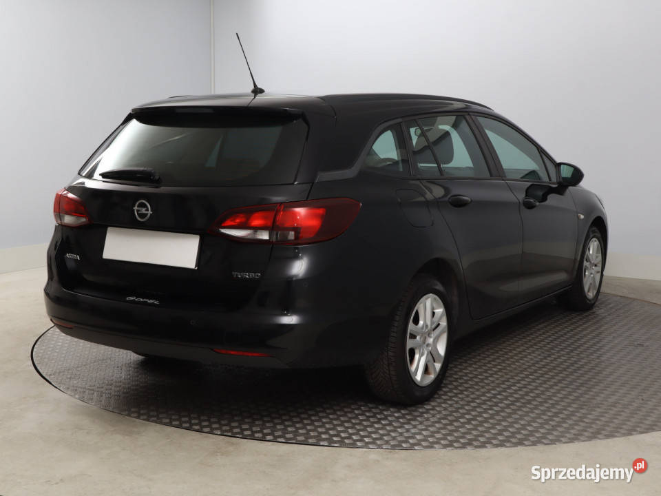 Opel Astra 14 T benzyna Astra Bielany Wrocławskie