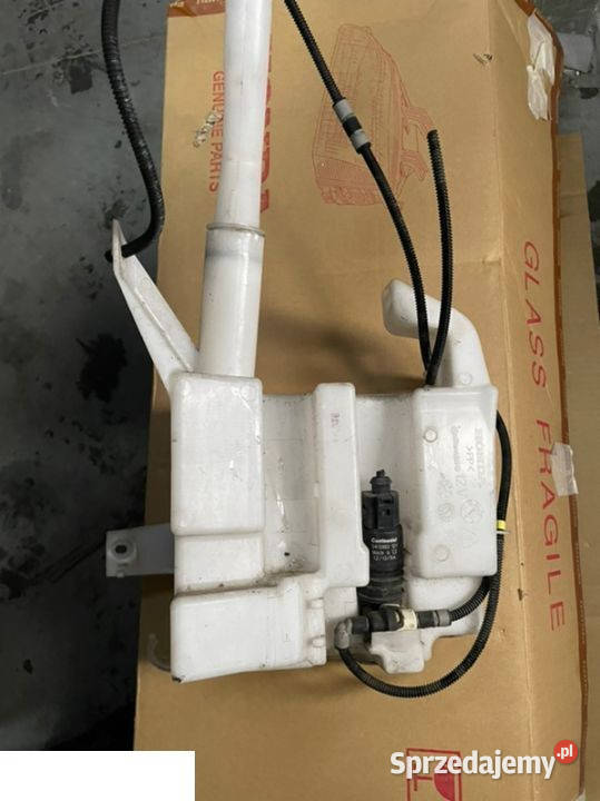 Honda Civic IX zbiorniczek spryskiwaczy osobowe