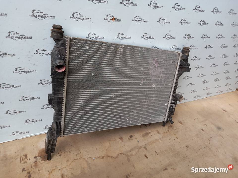 FORD FOCUS MK3 III 10 B 13r chłodnica wody Kielce