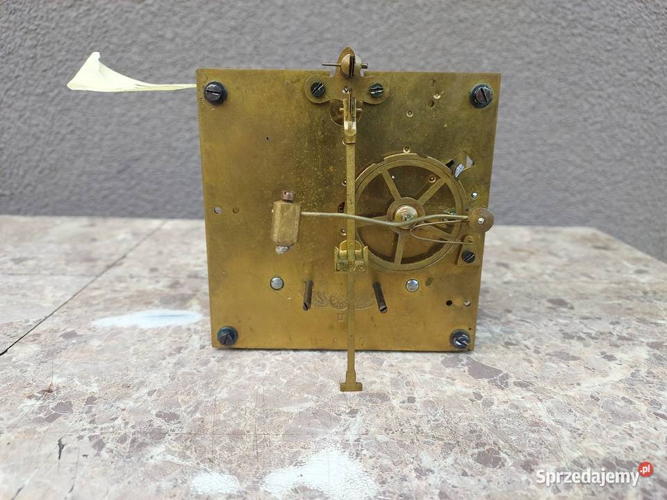 786 Mechanizm starego zegara ściennego Kienzle Tczew