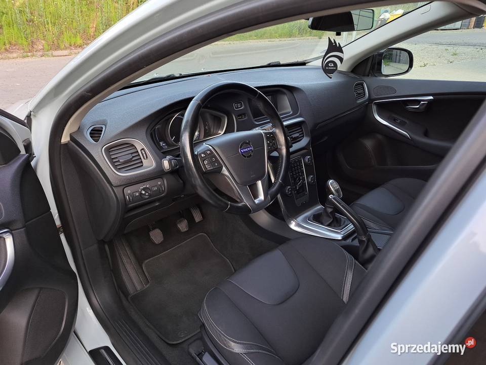 Volvo V40 II D3 20D 150 Alu Klimatronik Ledy wielkopolskie Koziegłowy