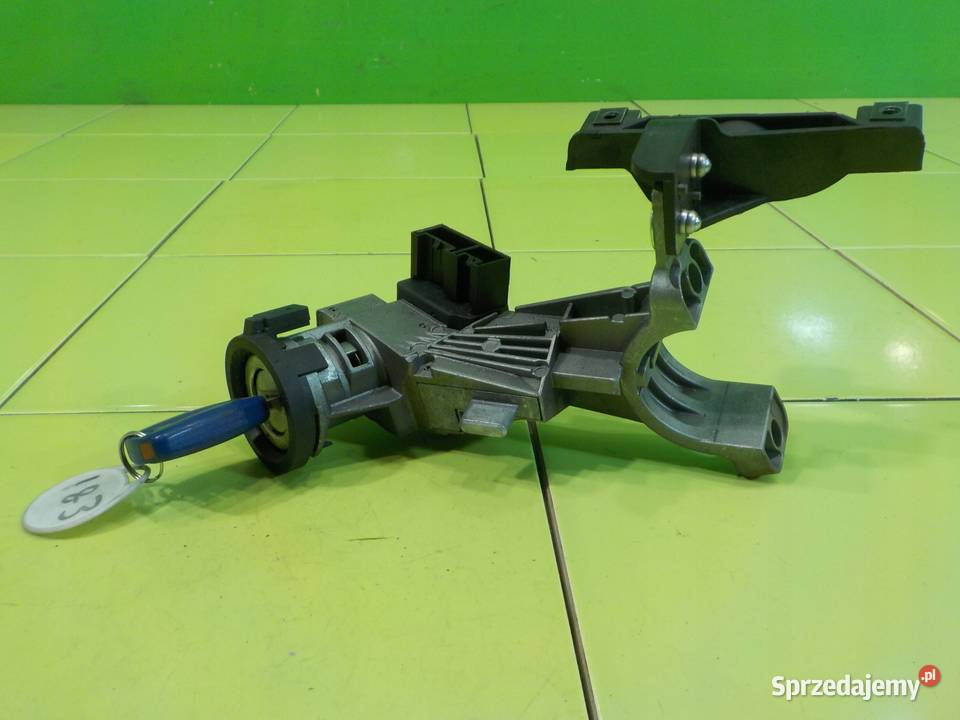 OPEL COMBO D 16r L1H1 stacyjka z kluczykiem Suków