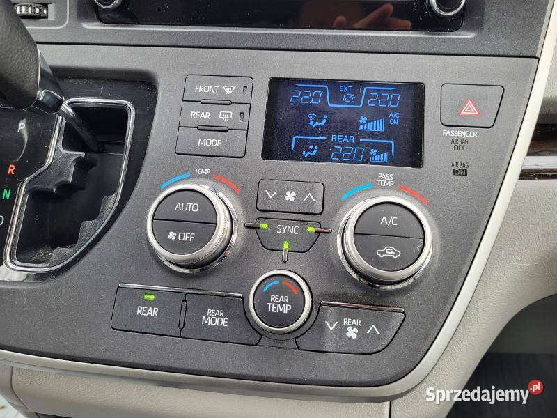 XLE AWD4X4 V6 35l benzyna 300Dokumentacja Rok produkcji 2020