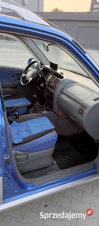Suzuki Grand Vitara 1 Rok produkcji 2003 Stara Wieś sprzedam