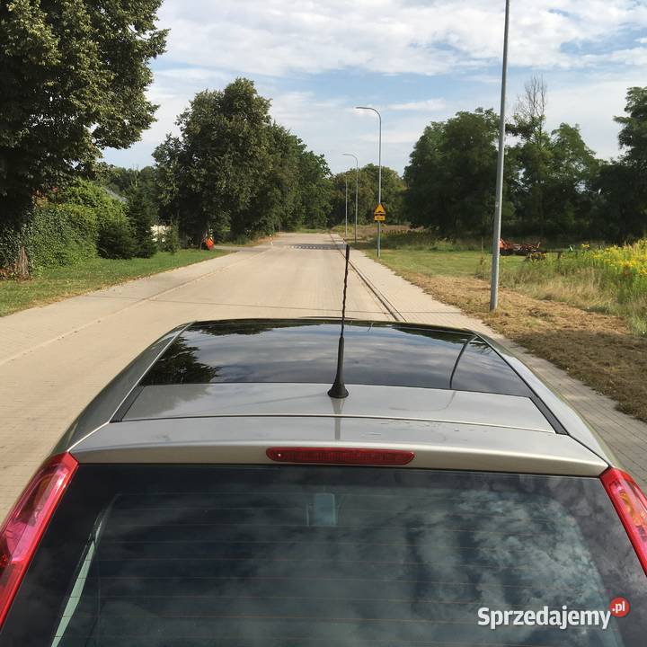 FIAT GRANDE PUNTO 2009 BENZYNALPGNOWY ROZRZĄD Jelcz-Laskowice sprzedam