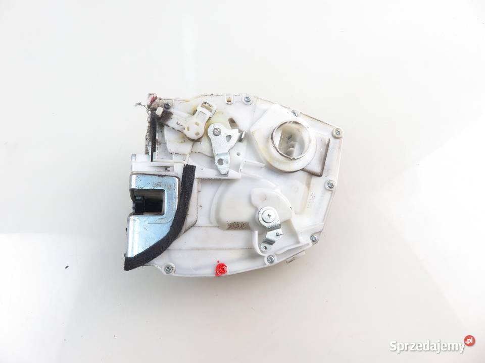 ZAMEK PRAWY TYLNY SUZUKI SWIFT MK6 2 PIN