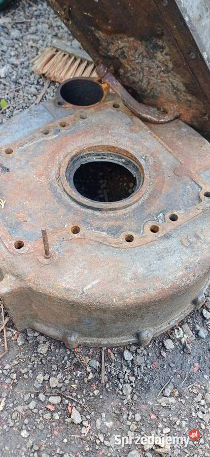 Ursus C 328 obudowa sprzęgła podnośnik Węgrzce