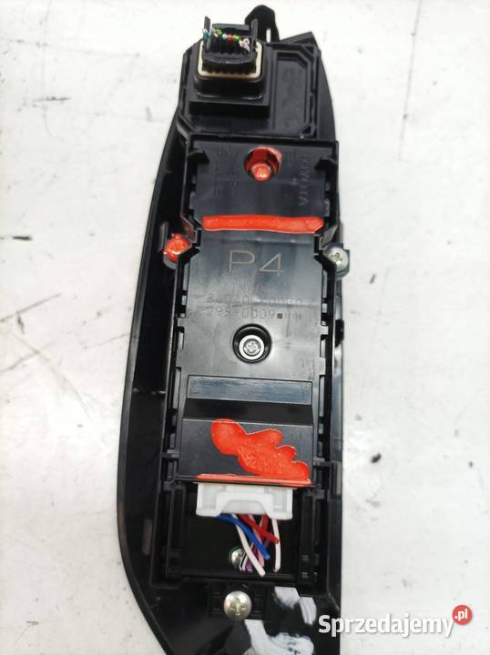 PRZEŁĄCZNIK SZYB LEWY PRZÓD 84040K0030 Toyota
