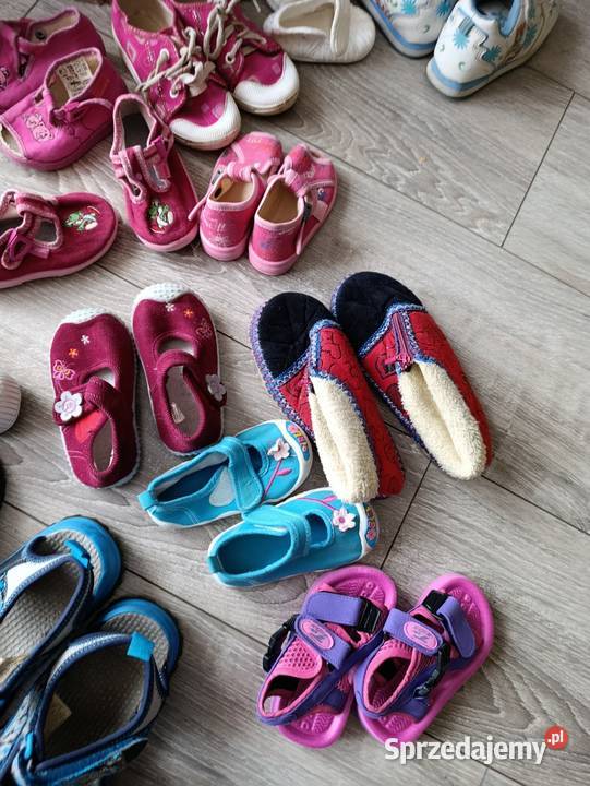 buty dziecięce komplet 27 par podana dotyczy uniseks Poznań