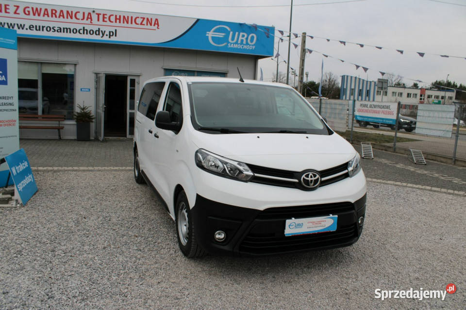 Toyota ProAce 144HP 9 Osob netto 72 276 PLN podgrzewane fotele ProAce