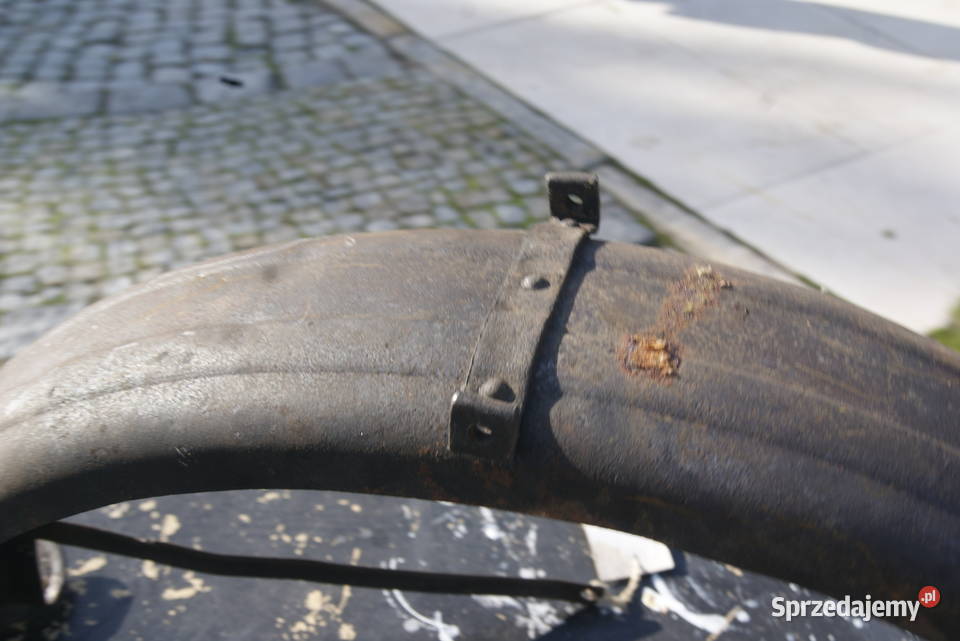 BŁOTNIK Czerwony Pazdziernik L300 DKW L300 PRZÓD