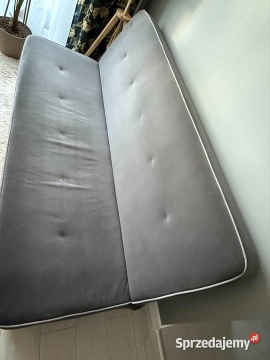 Sprzedam wersalkę w stanie Krzeptów