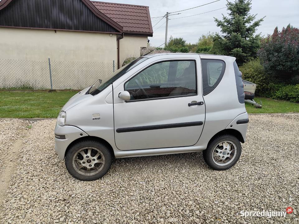 Microcar mikrokar Piaggio am Dęblin
