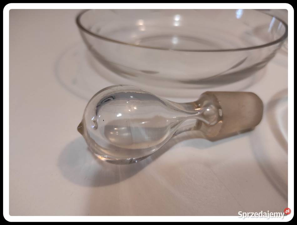 Trzy szklane miseczki niewielkie korek karafki Płońsk