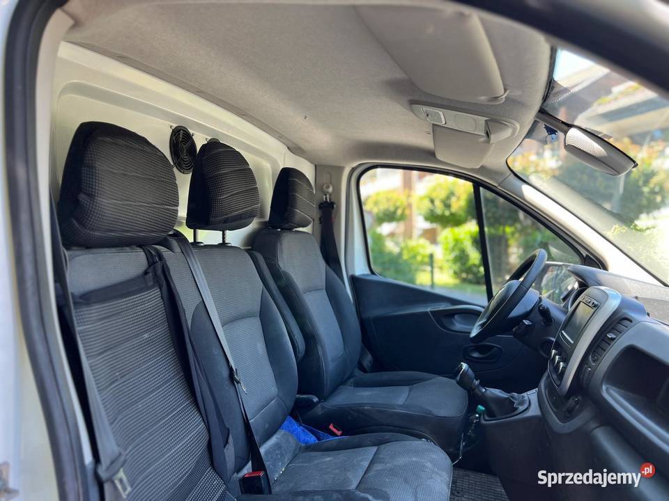 SPRZEDAM RENAULT TRAFIC 20 DIESEL2019 r Przykona