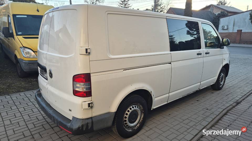 VOLKSWAGEN TRANSPORTER T5 LIFT 6 OSOB manualna Częstochowa sprzedam