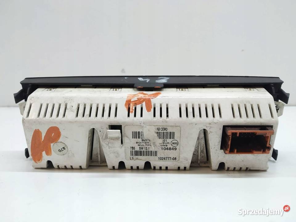 WYŚWIETLACZ 9657882880 102477708 Citroen C4 Liczniki i zegary