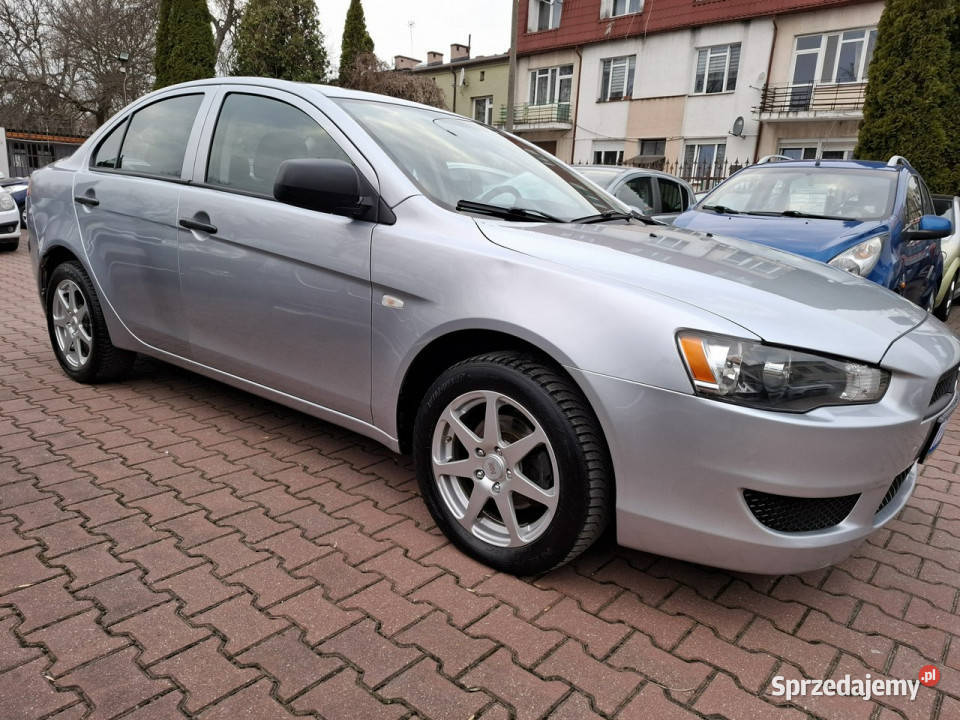 Mitsubishi Lancer Zarejestrowany i Ubezpieczony Zarejestrowany w Polsce Lublin sprzedam