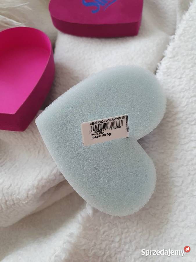 Srebrna zawieszka z cyrkoniami serce YES Wisiorki