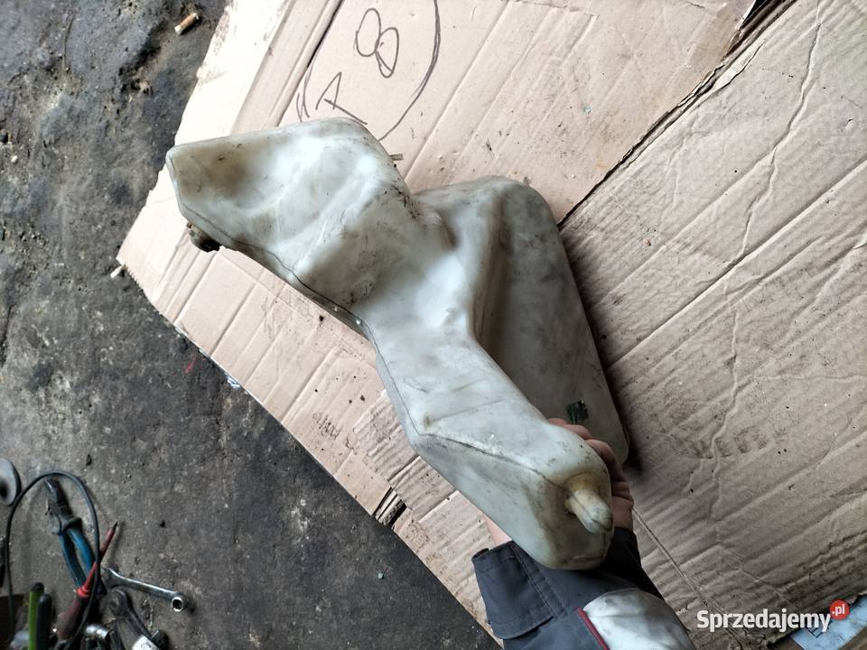 ZBIORNICZEK SPRYSKIWACZY MERCEDES W168 osobowe Kamień-Kolonia