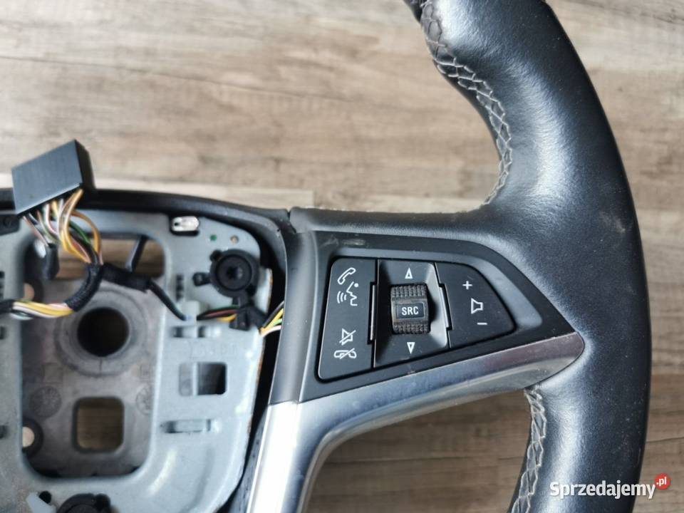 Kierownica OPEL MOKKA MOKKA X J13 14 39081266 kierownice Świerzawa