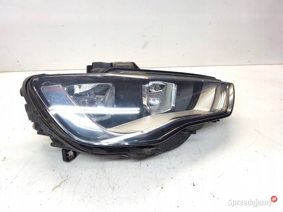 REFLEKTOR LAMPA PRZEDNIA PRAWY PRZÓD AUDI A3 8V Lampy przednie Przystajń sprzedam