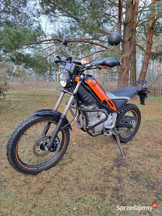 Yamaha XG 250 Tricker