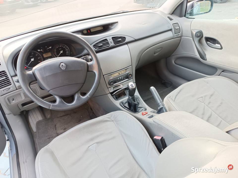 Renault Laguna 18 16V 120 KLIMASKÓRAXENONSALON Rok produkcji 2001 Renault