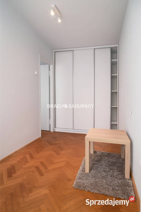 wynajmu mieszkania Kraków 34 metry 2 pokoje sprzedam