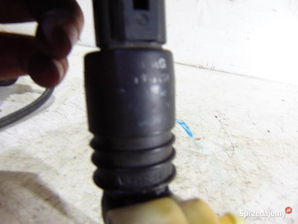 POMPKA SPRYSKIWACZY AUDI A8 D3 1J0973722