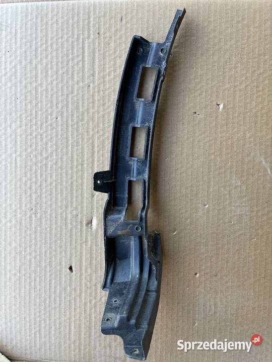 MERCEDES GLA W131 W156 X156 AMG ŚLIZG ZDERZAKA osobowe Bielsko sprzedam