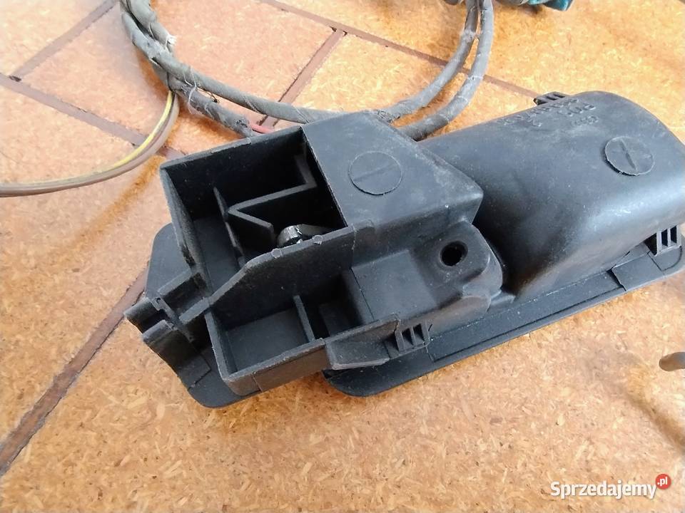 Audi 80 B4 Cięgno Linka drzwi Prawy przód Zamek podkarpackie