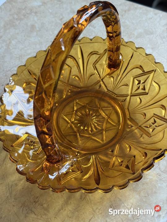 Szklany koszyczek na łakocie Mielec