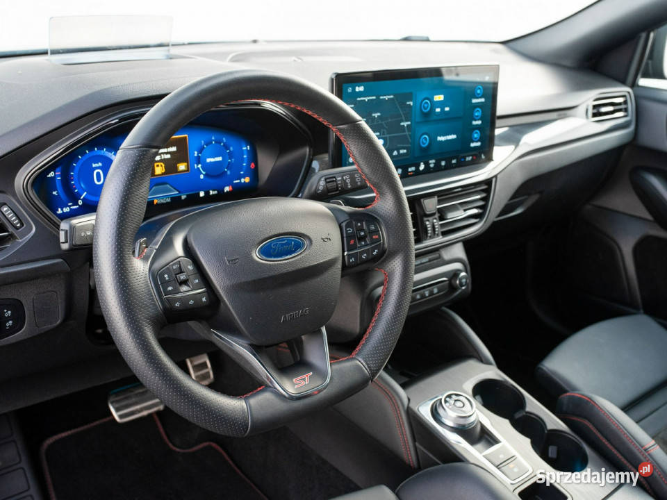 Ford Focus WD8544T23 EcoBoost ST X Pakiet zimowy sprzedam