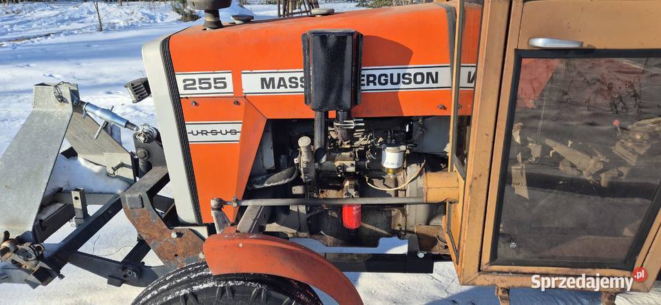 Massey Ferguson 255TUZpług do śniegu Massey Ferguson Stefanów Suserski