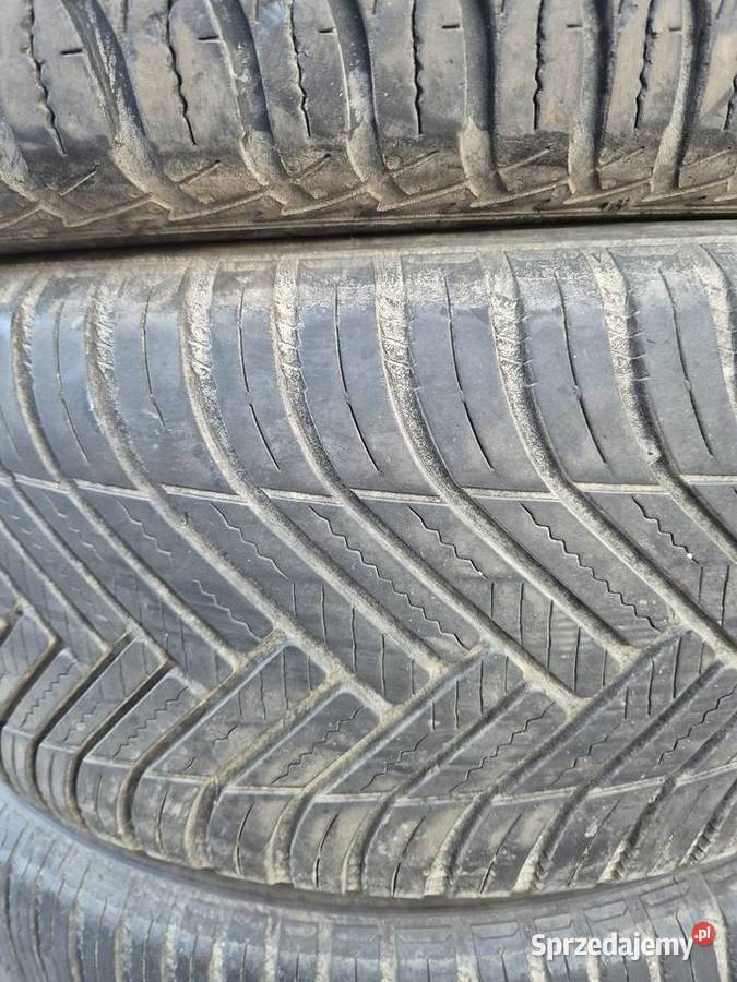 Opony wielosezonowe 23555R17 Nisko sprzedam