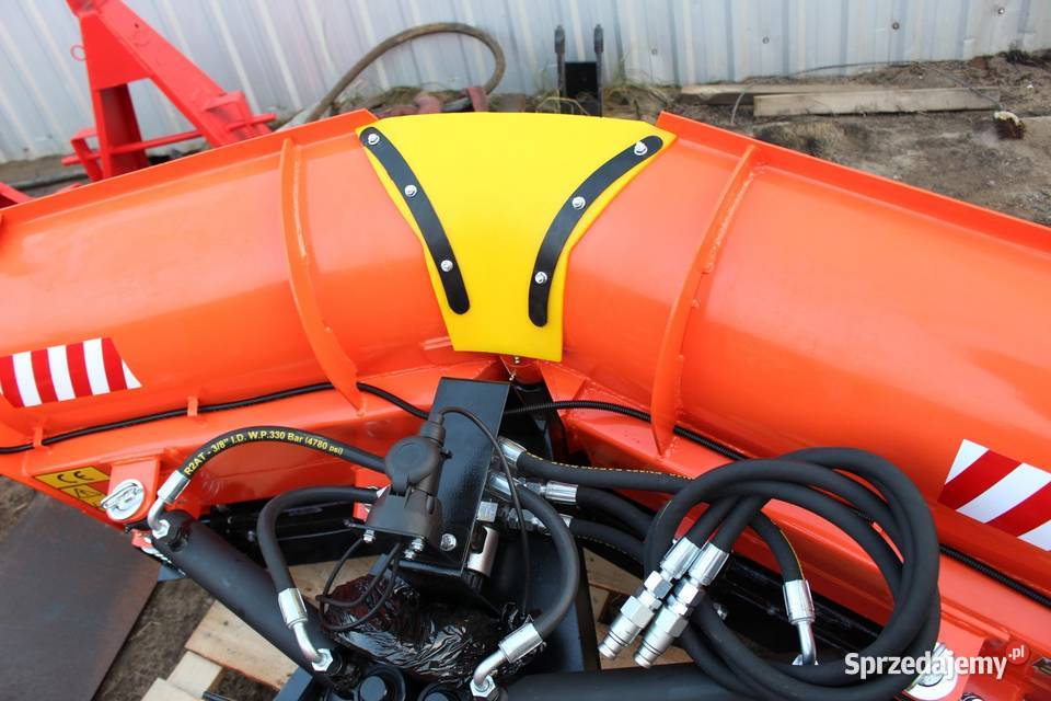 PŁUG ŚNIEŻNY STRZAŁKOWY 147m EUROTUZ wyprzedaż Rolnictwo dolnośląskie Jelenia Góra