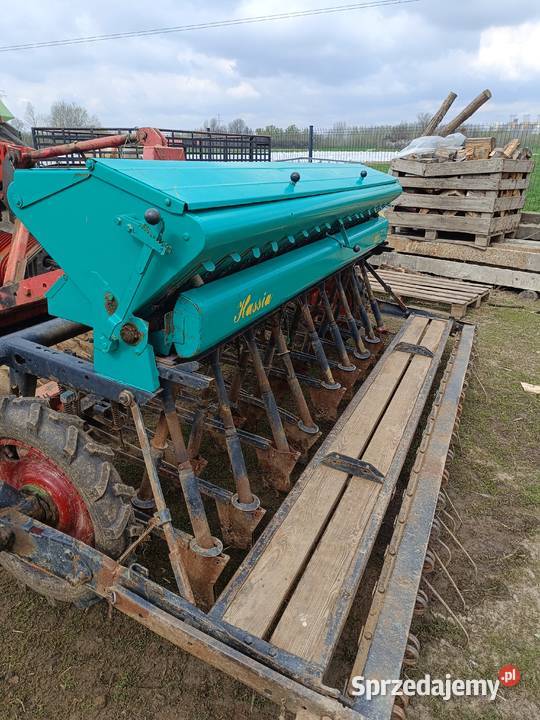 Sprzedam siewnik Hassia 25m Siewniki i sadzarki Sadkowa Góra